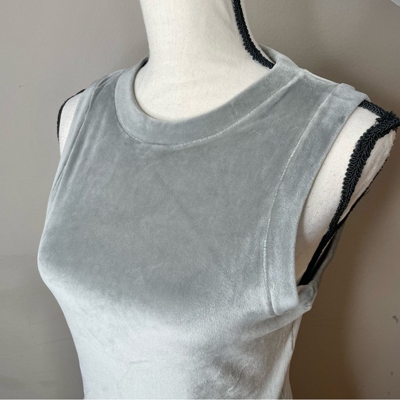 SKIMS Velour Crewneck Sleeveless Tank Top in Smoke Grey Large - Picture 5 of 9